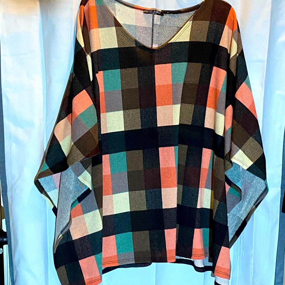 XL open poncho type top